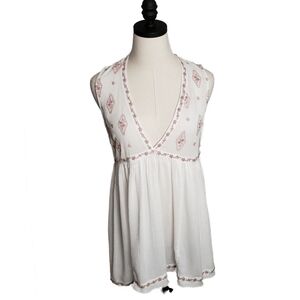 Free People  Embroidered pink and cream top Size XS